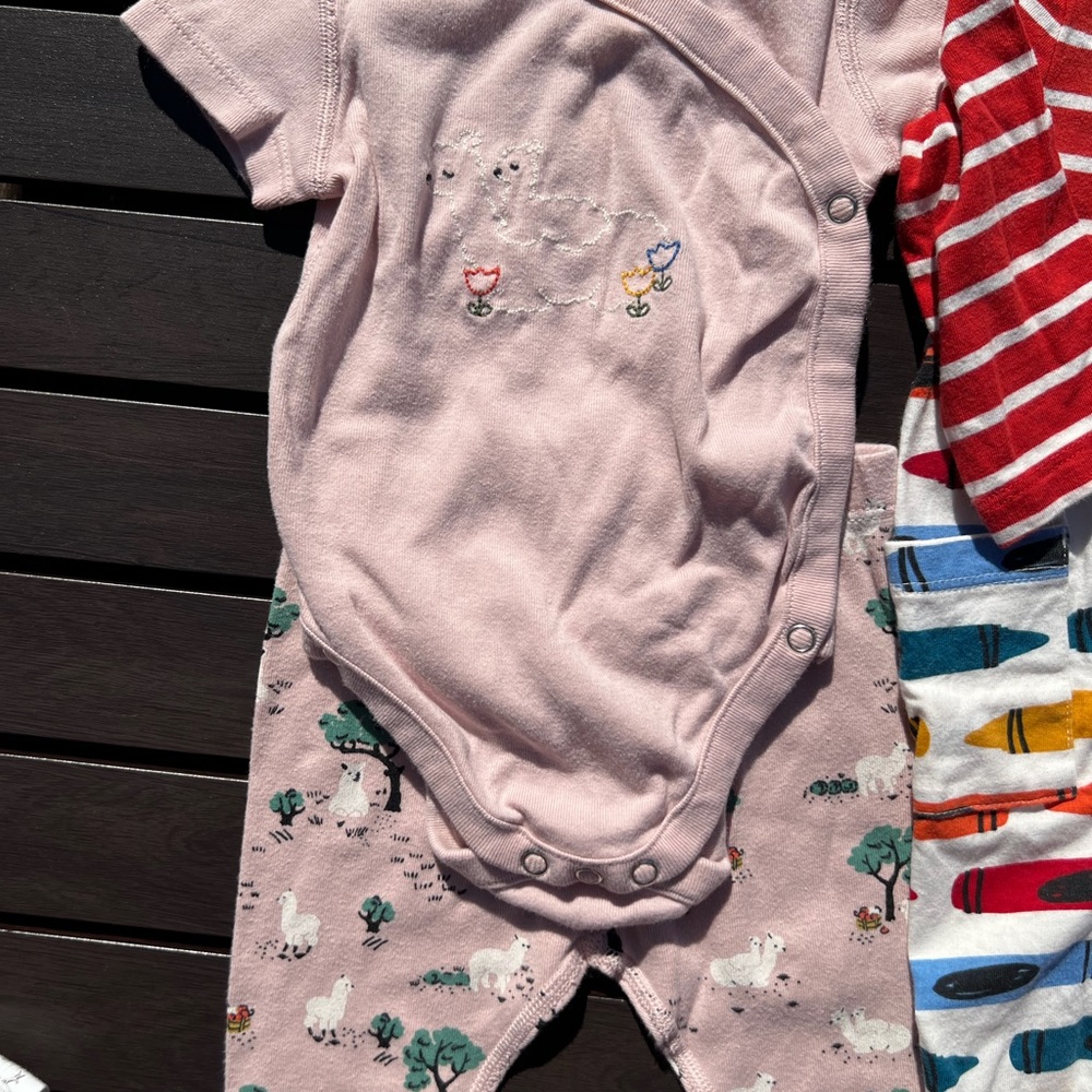 Hanna Andersson Set Lot 3-6 Months Dress Romper Pants Llama Crayons - Picture 4 of 6